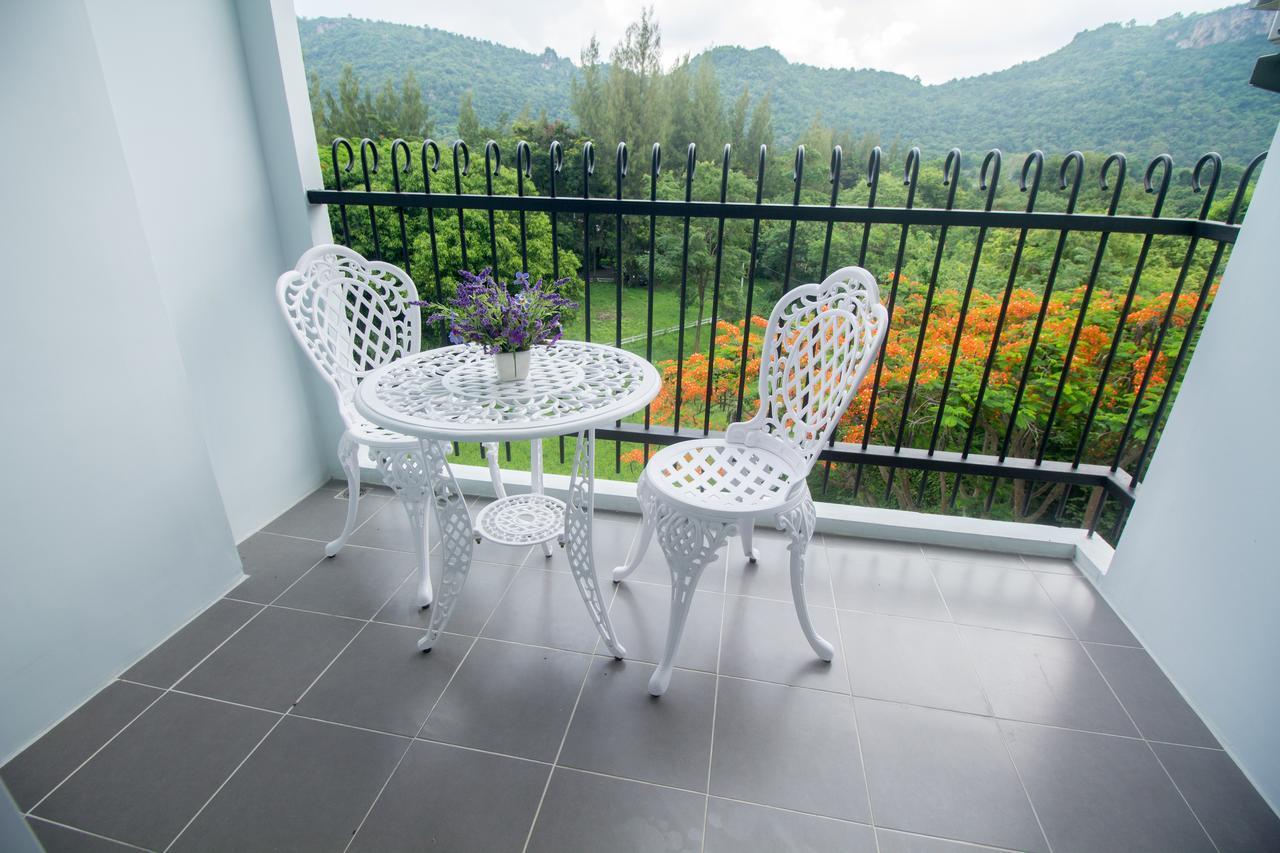 公寓 Courtyard Khaoyai By Jp *